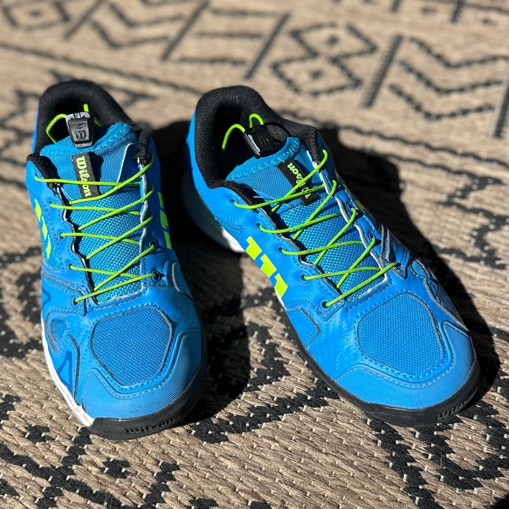 Wilson RUSH PRO QL JUNIOUR TENNIS SHOES KIDS 3.5 US